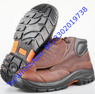 High Slipresistance Black Safety Shoes Perfect for Industrial Workers Needing Durable Foot Protection and Slip Prevention